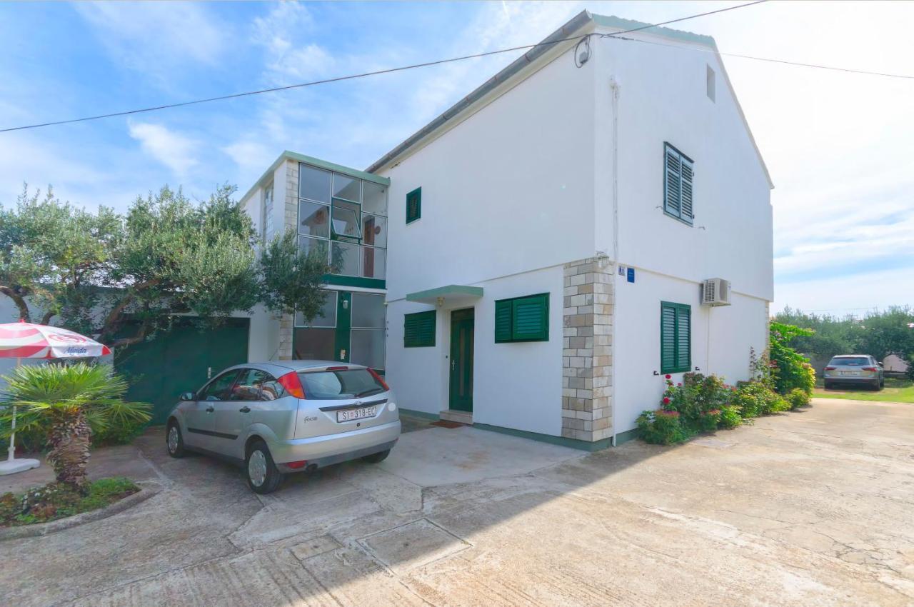 Apartments Secret Garden Vodice Buitenkant foto